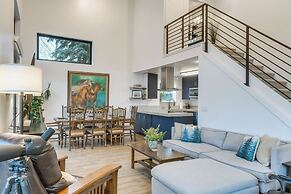 Mountain-view Home Near Hiking in Alpine!