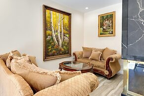 Game Room & Deck: Modern Frazier Park Home!