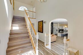 Game Room & Deck: Modern Frazier Park Home!