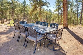 Fish, Hike & Sightsee: Lovely Florissant Cabin!