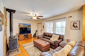 Fish, Hike & Sightsee: Lovely Florissant Cabin!