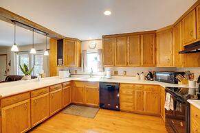 Fish, Hike & Sightsee: Lovely Florissant Cabin!