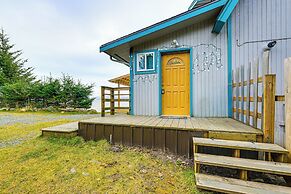 Deck & Panoramic Views: Bayfront House in Homer!