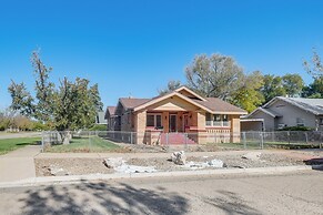 Walk to Main Street: Charming Roswell Home!