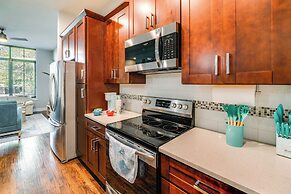 Beach Vibes, Walkable Location: Farmers Branch Gem