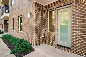 Beach Vibes, Walkable Location: Farmers Branch Gem