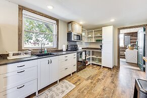 Rustic Cabin in Peyton Near Hiking Trails!