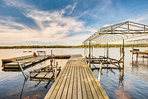 Lake Tomahawk Summer Oasis w/ Deck!