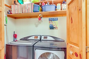 Lake Tomahawk Summer Oasis w/ Deck!