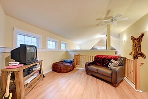 Hike, Fish & Swim: Packwood Home on Golf Course!