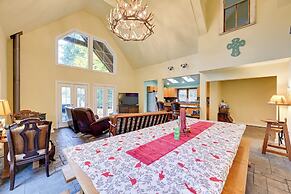 Hike, Fish & Swim: Packwood Home on Golf Course!