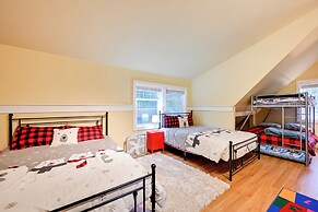 Hike, Fish & Swim: Packwood Home on Golf Course!