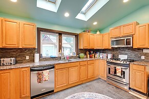 Hike, Fish & Swim: Packwood Home on Golf Course!