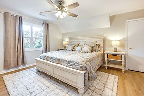 Dock & Hot Tub at High Rock Lake Retreat