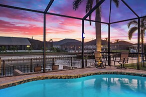 'paradise Palms' Cape Coral Home w/ Dock!
