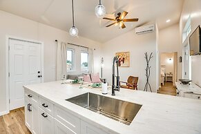 Wineries & Farm Fresh Harvest: Chic Palisade Gem!