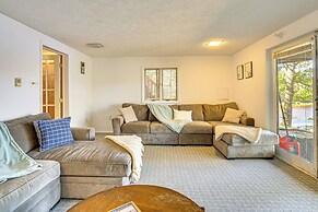 Walk to Beach: Arrowhead Lake Home