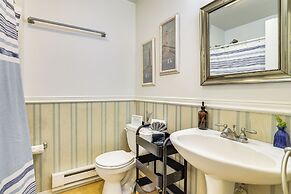 Walk to Beach: Arrowhead Lake Home