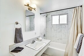 3 Mi to Balboa Park: Water-view Condo w/ Balcony