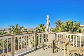 3 Mi to Balboa Park: Water-view Condo w/ Balcony