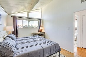 3 Mi to Balboa Park: Water-view Condo w/ Balcony
