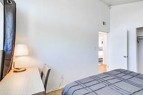 3 Mi to Balboa Park: Water-view Condo w/ Balcony