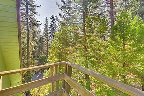 4 Mi to White Pines Lake: Quiet Cabin w/ Fire Pit