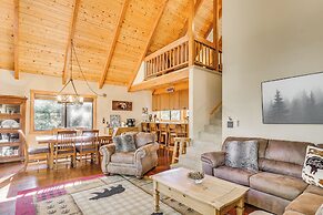 4 Mi to White Pines Lake: Quiet Cabin w/ Fire Pit