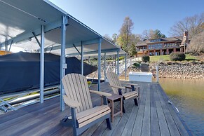Lake Chatuge Apt w/ Boat Dock in Hayesville!