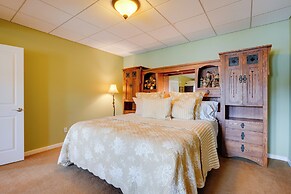 Lake Chatuge Apt w/ Boat Dock in Hayesville!