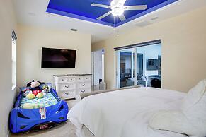 Outdoor Oasis: Family-friendly Cape Coral Home