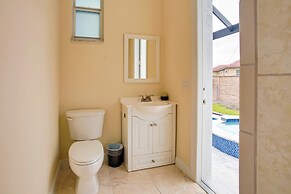 Outdoor Oasis: Family-friendly Cape Coral Home