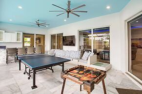 Outdoor Oasis: Family-friendly Cape Coral Home
