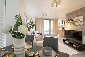 Host Stay Bradshaw Close