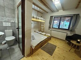 Villa Yarema Mountain Relax With Hot Jacuzzi & Sauna