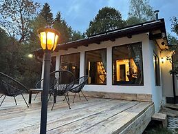 Villa Yarema Mountain Relax With Hot Jacuzzi & Sauna