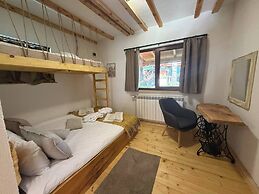 Villa Yarema Mountain Relax With Hot Jacuzzi & Sauna
