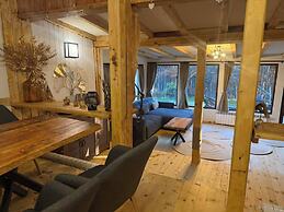 Villa Yarema Mountain Relax With Hot Jacuzzi & Sauna