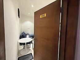 Mayama airport apartment