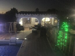 Lovely 4-bed Villa in L'ametlla de Mar, off Grid ,