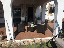 Lovely 4-bed Villa in L'ametlla de Mar, off Grid ,