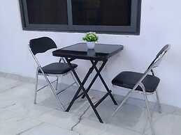 2BR Apartment With Pool and Wifi Near East Airport