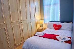 2dbed Close to Etihad, Coop Live, Manchester