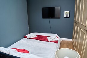 2dbed Close to Etihad, Coop Live, Manchester