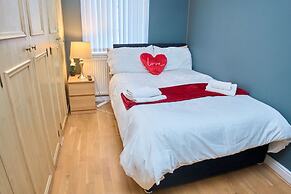 2dbed Close to Etihad, Coop Live, Manchester