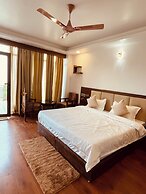 Surya Lake View Retreat