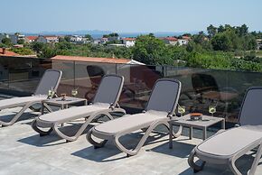 Penthouse Adela