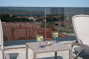 Penthouse Adela