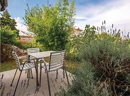 Elegant Brsec Apartments With Sea View