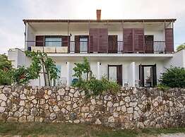 Elegant Brsec Apartments With Sea View